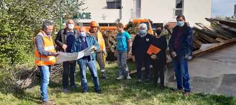 debut chantier placeytrac4mai2021 (1) - Copie