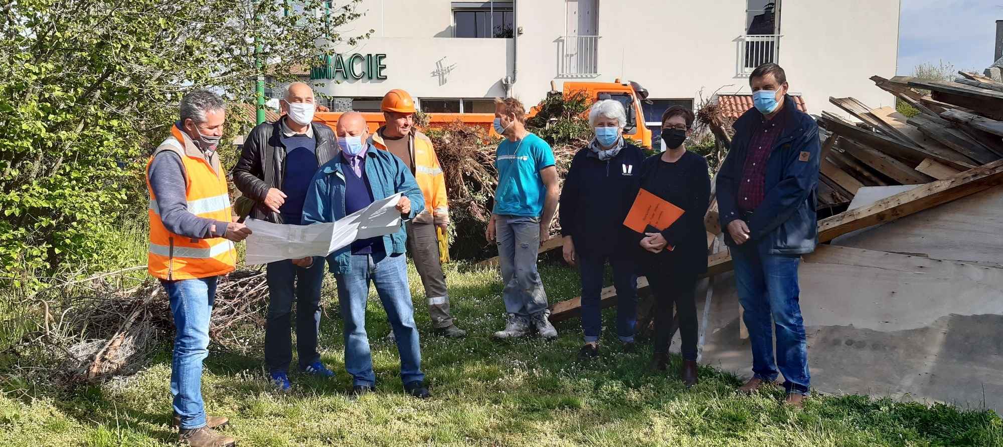 debut chantier placeytrac4mai2021 (1) - Copie