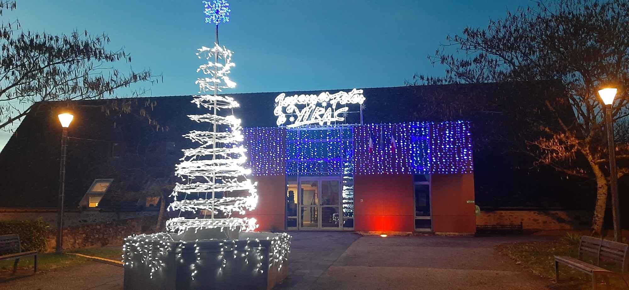 decorations de noel ytrac2025 (1)